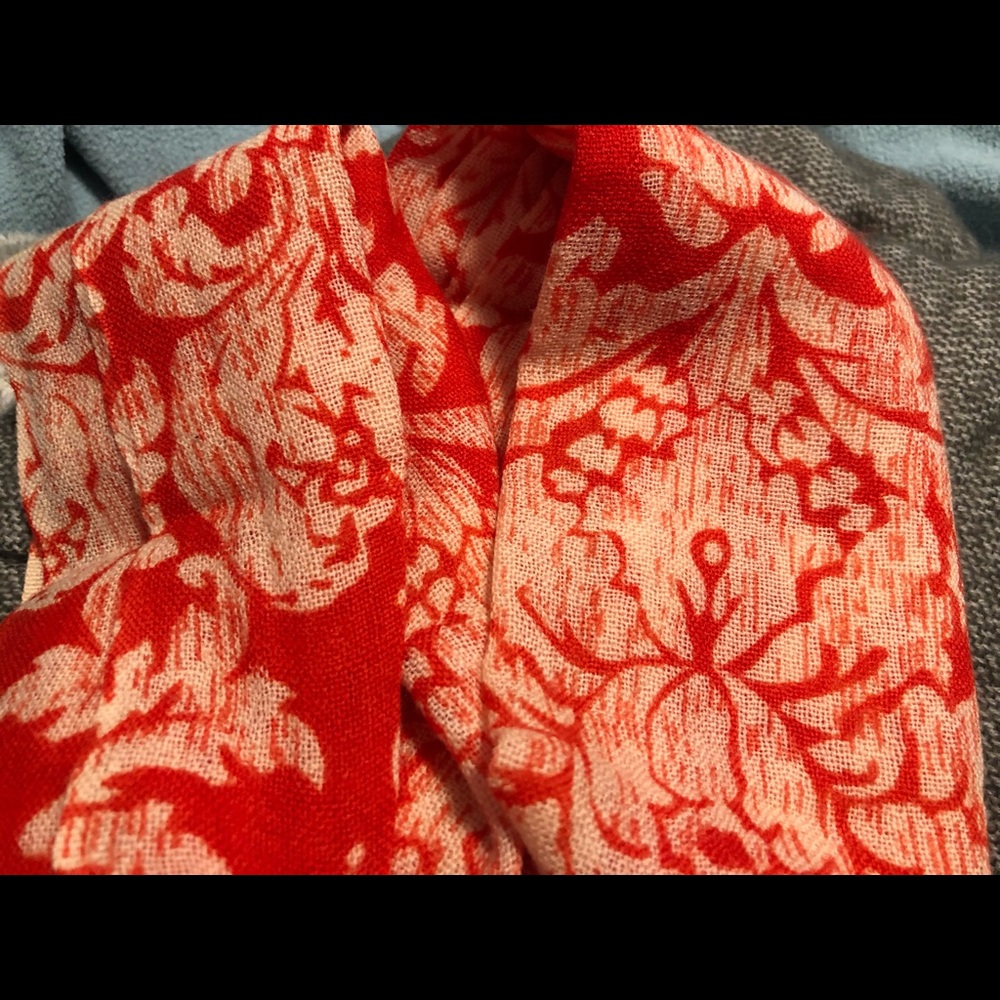 Cashmere Flower Print Scarf